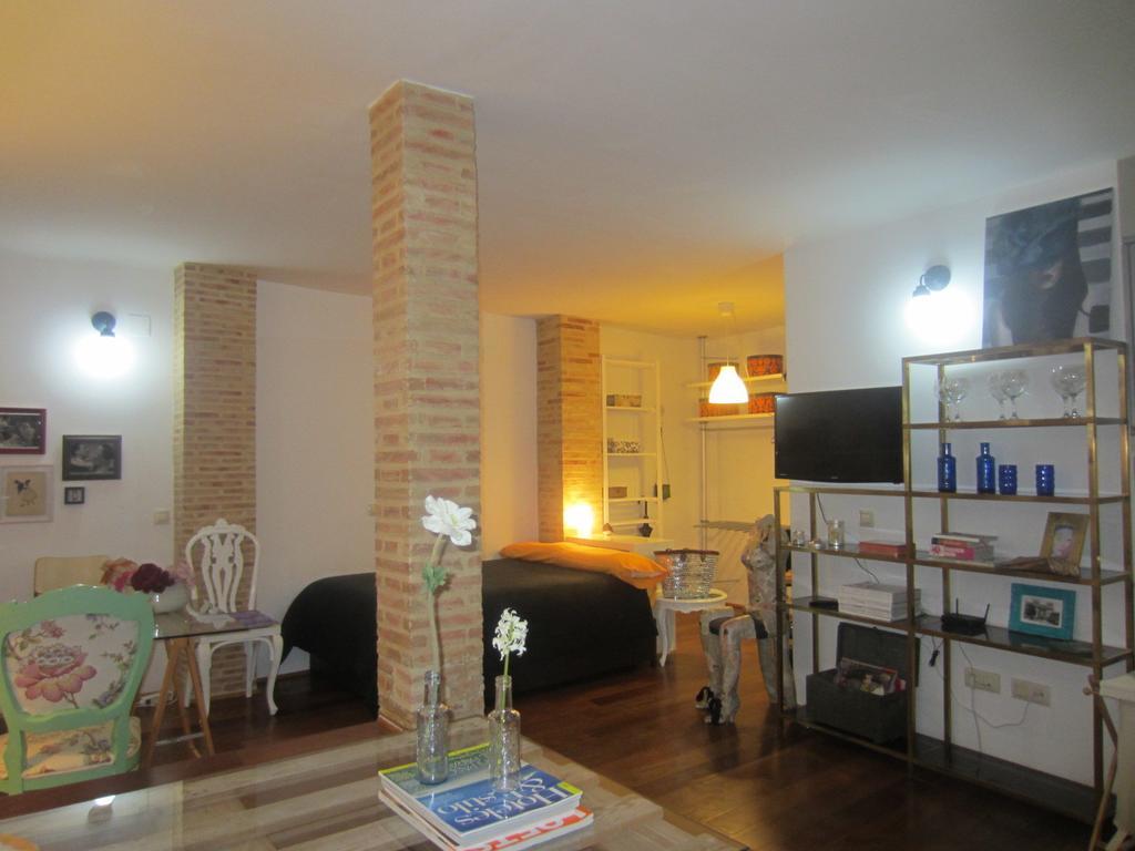 Living Valencia Studio Serranos Daire Oda fotoğraf